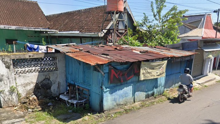 Rumah Sepasang Lansia di Solo Rumah Sepasang Lansia di Solo