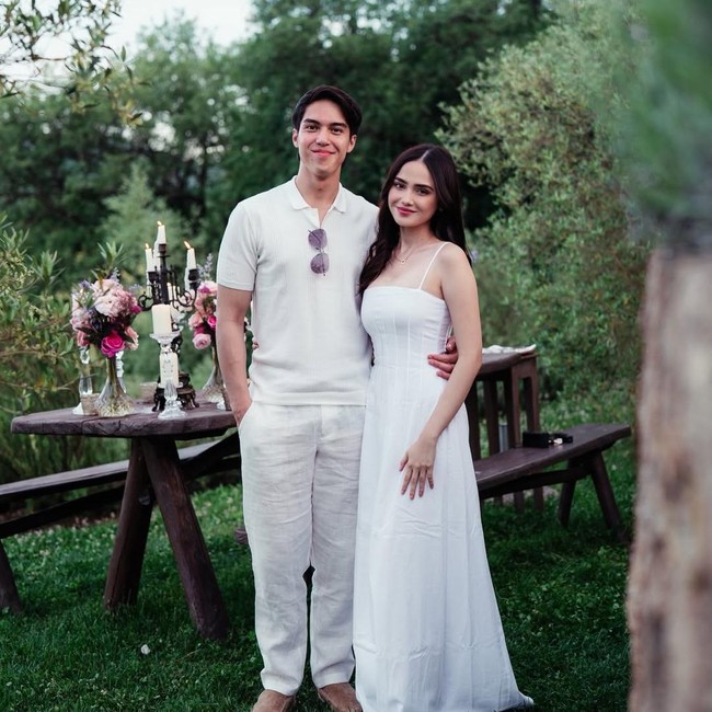 So Sweet! Momen El Rumi dan Syifa Hadju Dinner Romantis di Tuscany
