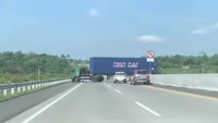 Viral Truk Trailer Putar Balik di Tol, Sanksinya Nggak Main-main!