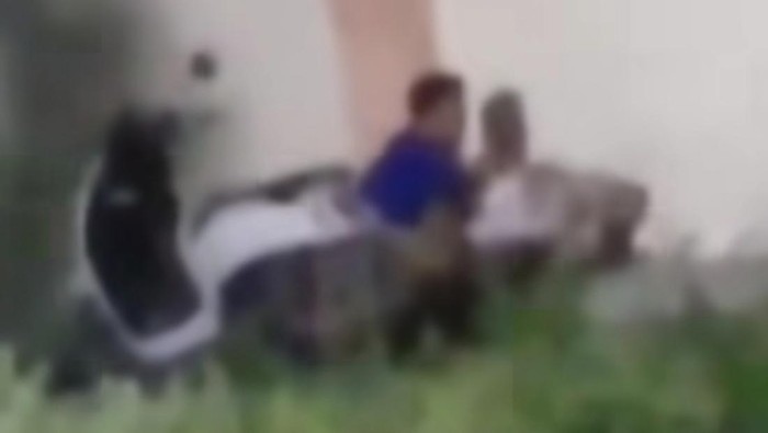 Viral sejoli mesum di Gresik