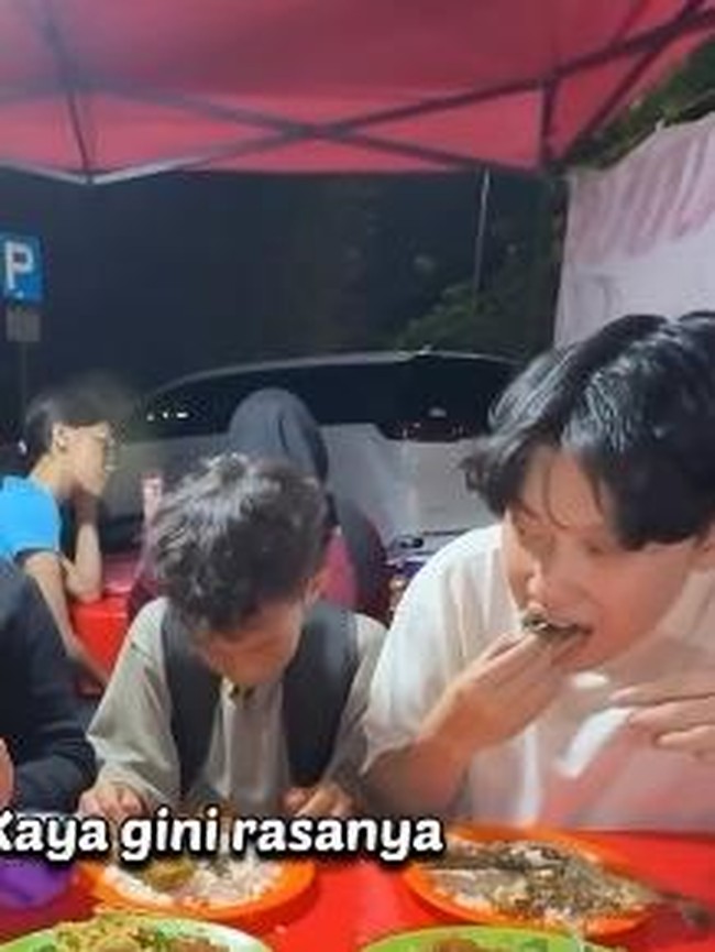 Sederhana! Willie Salim Makan Pecel Lele hingga Traktir Makan Adik Angkat