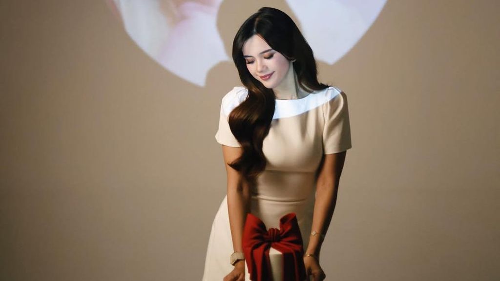 Audi Marissa Jelaskan Soal Foto Ultah Sendirian