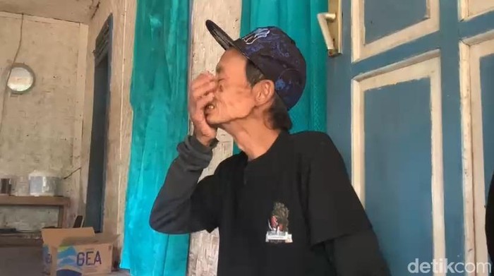 Ayi, pria Cianjur yang ditemukan di Lereng Gunung Salak kini sudah berada di rumah
