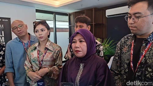 Direktur Film, Musik dan Seni Kemenbud, Irini Dewi Wanti saat hadir di acara BaliNale bersama sineas Indonesia di Denpasar, Rabu (3/6/2026).