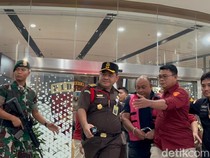 Video: Kejagung Tahan Eks Kepala BGN Dadan Hindayana