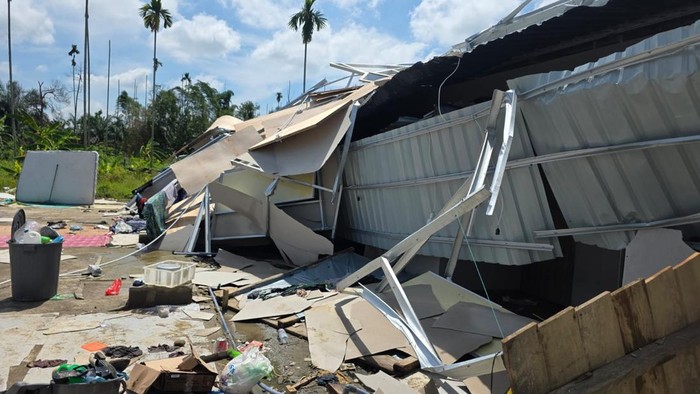 Huntara di Aceh Utara rusak akibat diterjang angin kencang (Foto. dok BPBA)