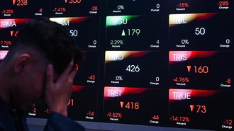 14 Saham Kompak Nyungsep ke Bawah Gocap!