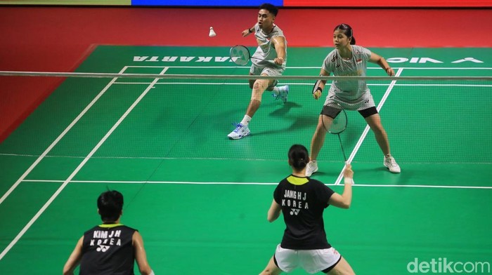 Dua wakil Indonesia berhasil melangkah ke babak 16 besar Indonesia Open 2026 di Istora Senayan, Jakarta, Rabu (3/6/2026).