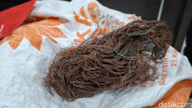 Jumpa pers Polda Banten kasus pencurian kabel sinyal KRL