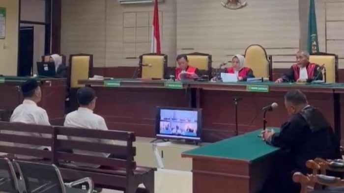 Sidang tuntutan kasus korupsi anggaran Kades dan Bendahara Desa Tanggung Tulungagung