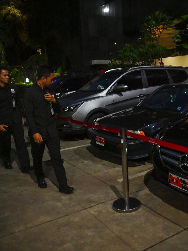 KPK Sita 33 Kendaraan Terkait OTT Imigrasi