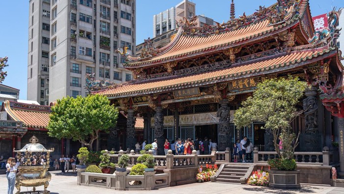 Kuil Bangka Longshan di Taipei