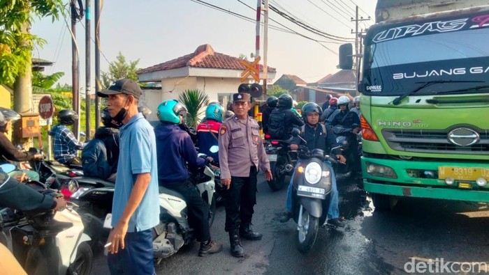Macet horor di Cerme Gresik