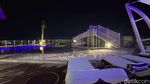 Potret Sunset dan City Light Surabaya dari 28th Sky Beach Club The Trans Luxury Hotel