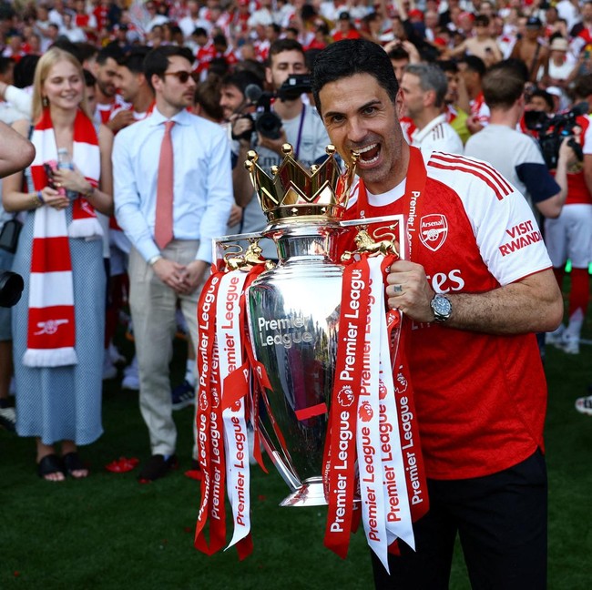 Trofi Arteta di Arsenal: Lebih Banyak Saat Jadi Manajer Dibanding Jadi Pemain