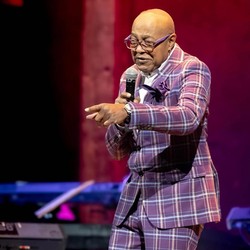 Perjalanan Karier Peabo Bryson Sang Ikon Legendaris Disney