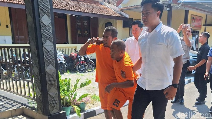 Pelaku saat dikeler di Polres Bondowoso