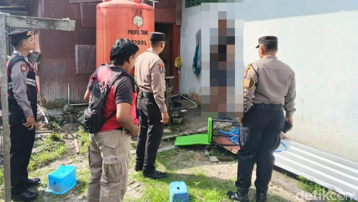 Pemuda ditemukan tewas tergantung di Pangkalan Bun.