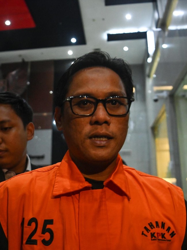 KPK Tahan Anggota Komite Proyek dalam Kasus Korupsi Gedung Lamongan
