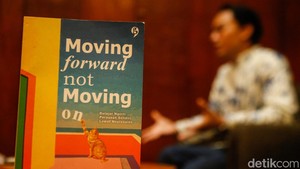 Pengalaman personal untuk menerima kenyataan dan berupaya memulihkan kesehatan mentalnya juga terangkum dalam buku tersebut.  Foto: Dok.Rifkianto Nugroho/ detikcom