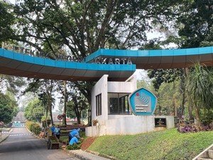 Pelaku Ciuman Sesama Jenis di Kampus PNJ: 1 Mahasiswa PNJ, 1 Bukan
