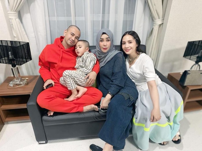 Raffi Ahmad menjalani operasi.