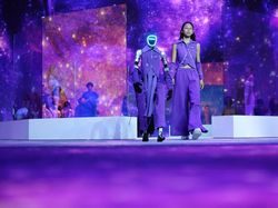 Keren! Robot Sudah Bisa Tampil di Panggung Catwalk