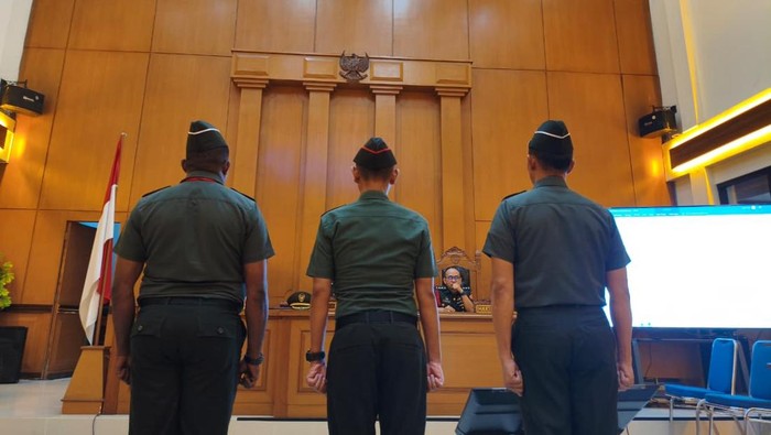 Sidang vonis kasus pembunuhan kacab bank. (detikcom)
