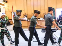 Video Tangis Mertua Kacab Bank Usai Vonis 3 TNI Pembunuh: Hukuman Tak Sepadan