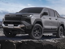 Toyota Sebut Pikap PHEV Belum Siap Dipakai Kerja Berat