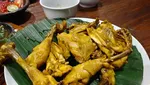 10 Ayam Goreng Basah yang Enak di Jakarta-Bandung, Bumbunya Meresap!