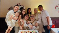 Pepet Terus! Kevin Hadiri Ultah Ayah Ayu Ting Ting