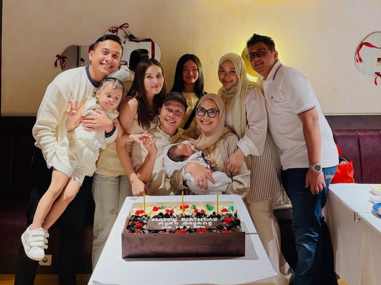 Pesan Orang Tua Ayu Ting Ting untuk Kevin