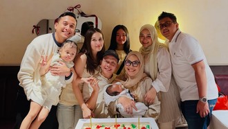 Gaya Serasi Ayu Ting Ting & Kevin Gusnadi di Perayaan Ulang Tahun Ayah Rozak
