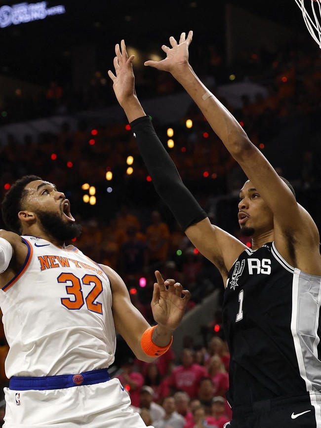 Knicks Curi Gim Pertama Final NBA 2026 di Kandang Spurs