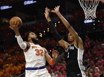 Knicks Curi Gim Pertama Final NBA 2026 di Kandang Spurs