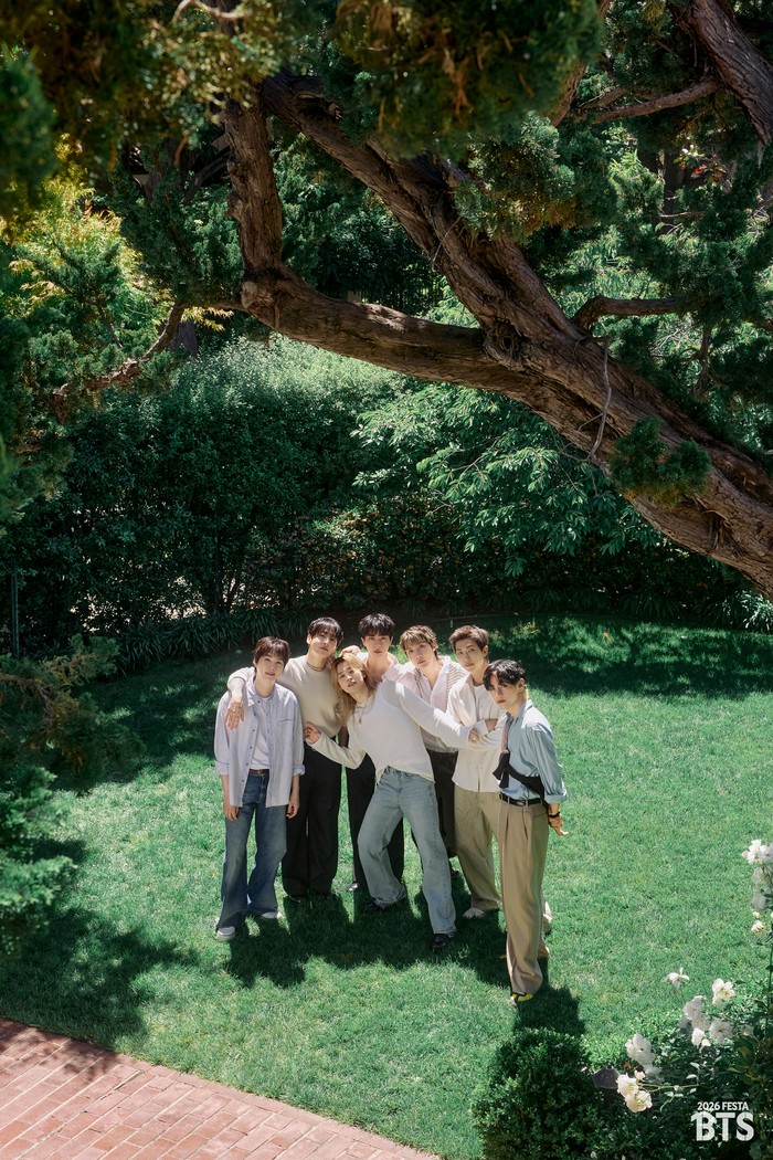 Foto BTS buat BTS Festa 2026.