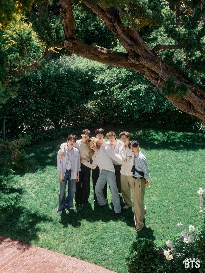 Foto BTS buat BTS Festa 2026.