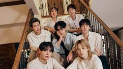 7 Foto BTS ala Family Portrait Buat Festa 2026