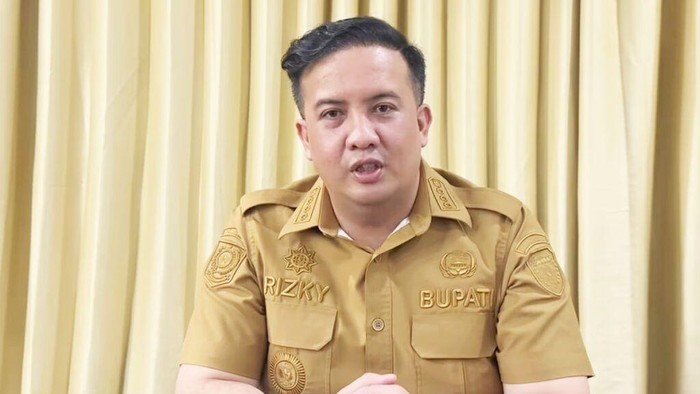 Bupati Lamandau Rizky Aditya Putra.