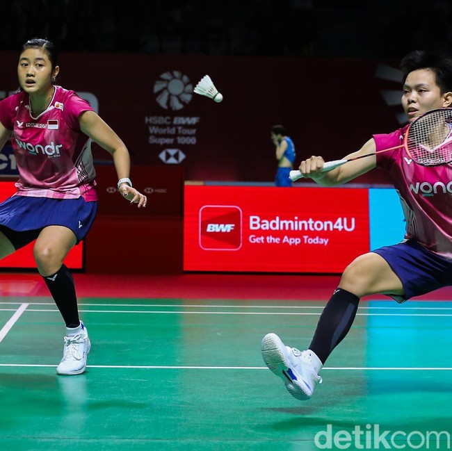 Dominan di Istora, Amalia/Fadia Lolos ke Perempat Final Indonesia Open