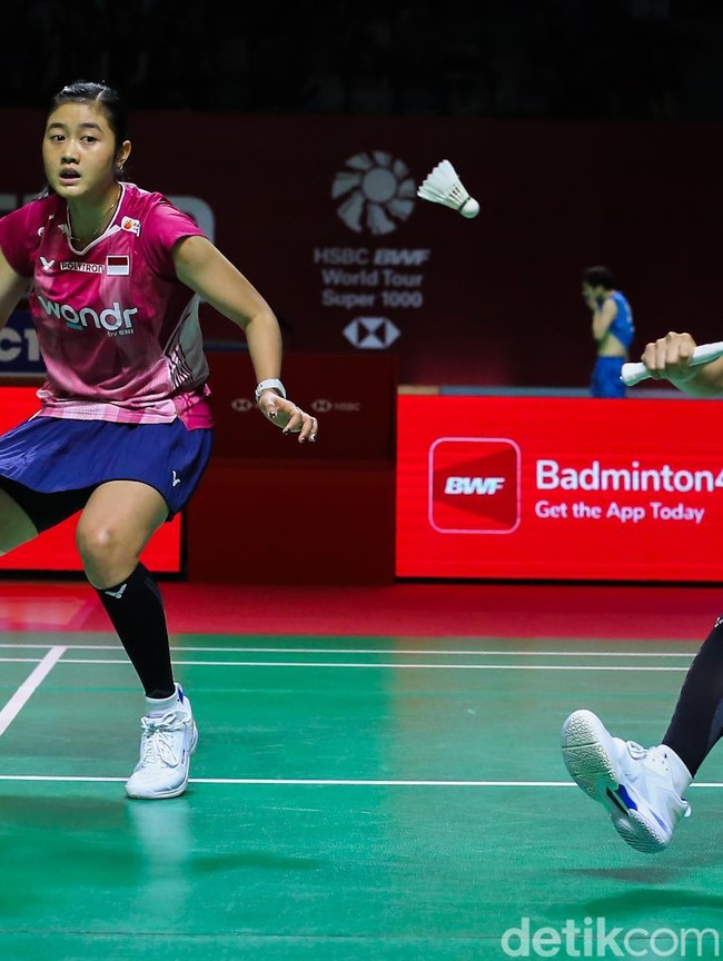 Dominan di Istora, Amalia/Fadia Lolos ke Perempat Final Indonesia Open