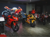 Rupiah Anjlok, Harga Suku Cadang Motor Premium di RI Naik 20%