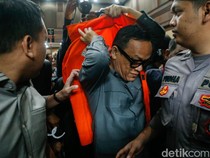 Video: Hal Memberatkan-Meringankan Vonis 4,5 Tahun Bui Noel