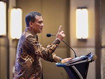 Kebut Perbaikan Jalan, Gubernur Jateng Instruksikan APBD Perubahan 2026