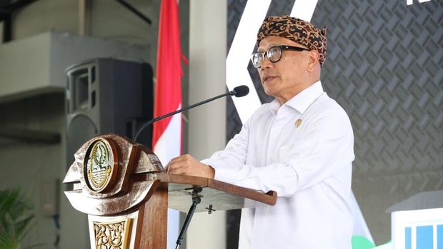 Ketua DPRD Jabar Buky Wibawa. Ketua DPRD Jabar Buky Wibawa.
