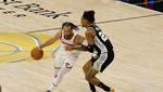 Knicks Curi Gim Pertama Final NBA 2026 di Kandang Spurs