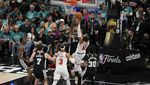 Knicks Curi Gim Pertama Final NBA 2026 di Kandang Spurs