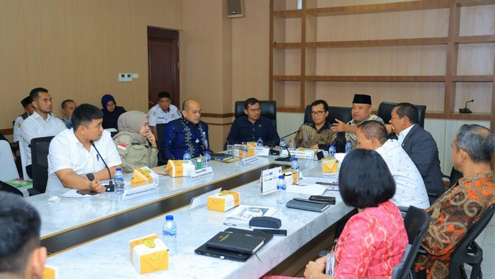 Komisi XIII DPR RI mendorong upaya penyelesaian konflik agraria yang telah berlangsung lama di Padang Halaban, Kabupaten Labuhanbatu Utara, Sumatera Utara. (dok. Istimewa)