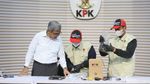Logam Mulia hingga Uang Dolar Dipamerkan dalam OTT Imigrasi